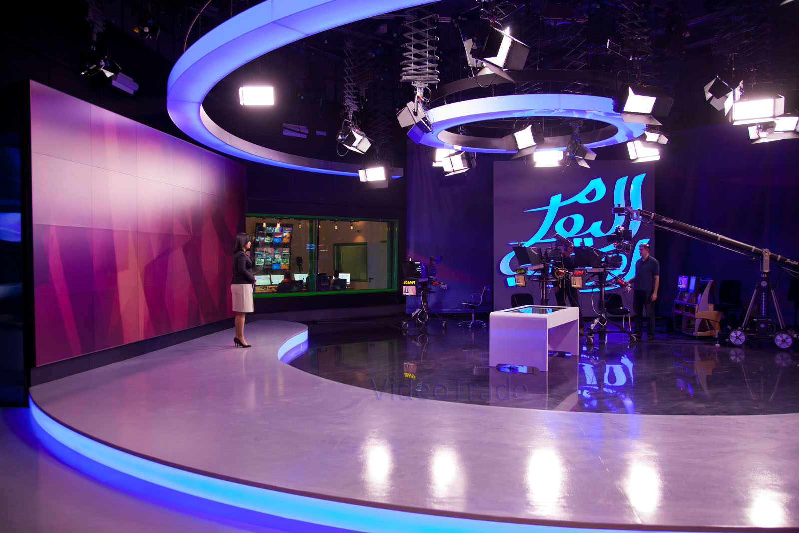 Студийный новостной комплекс телеканала RT — изображение 5